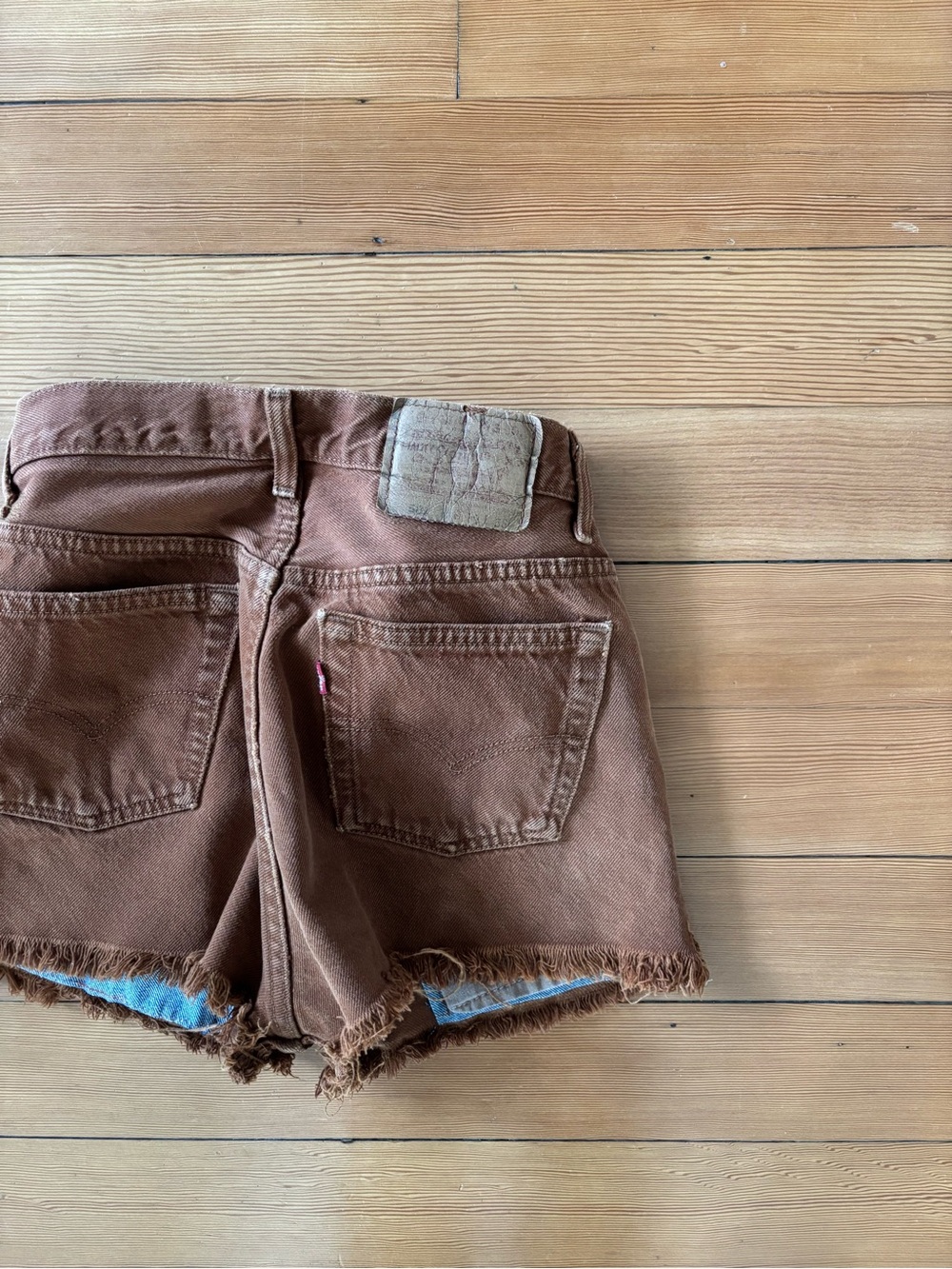 Vintage Levi’s 501 cut offs rust brown with quilted patches on front 90s USA